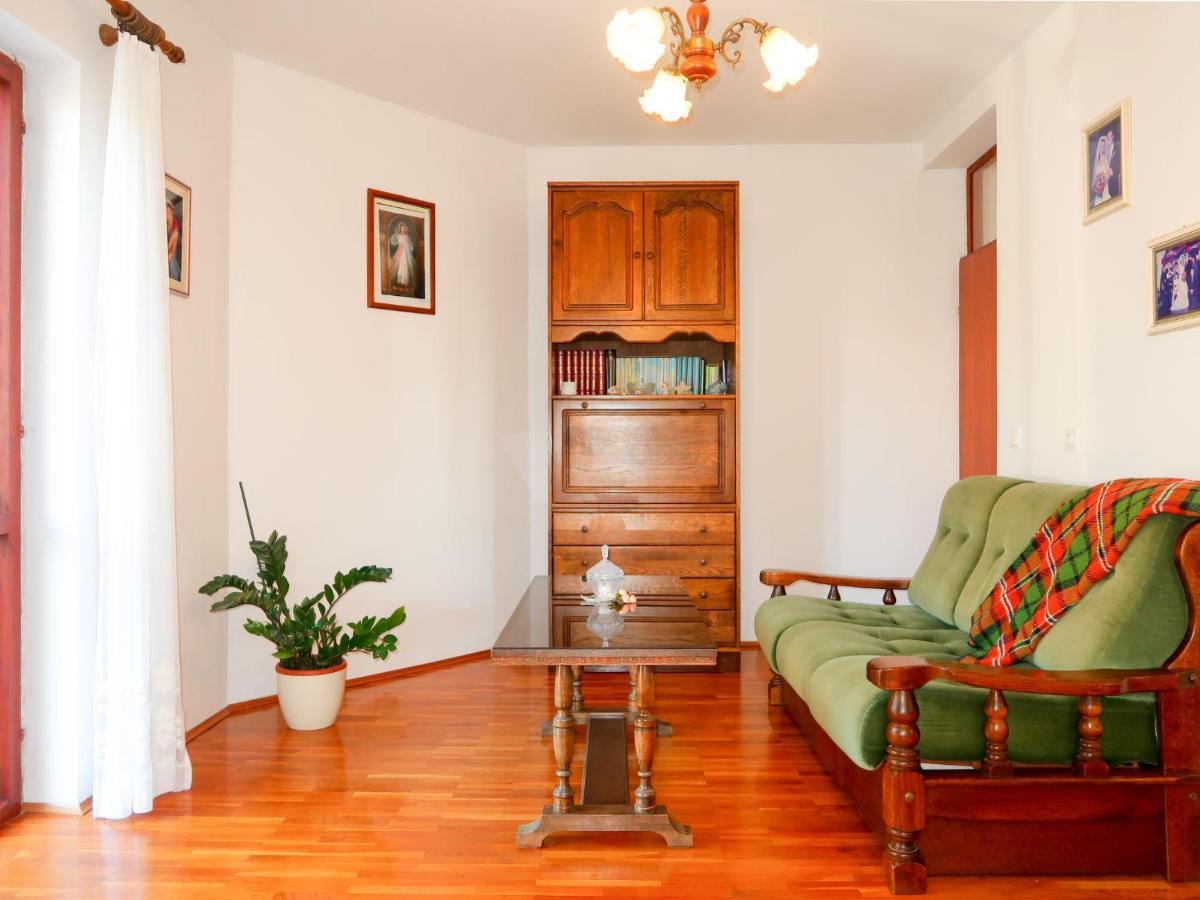 מאלינסקה Apartment Vera - Mlk326 By Interhome מראה חיצוני תמונה
