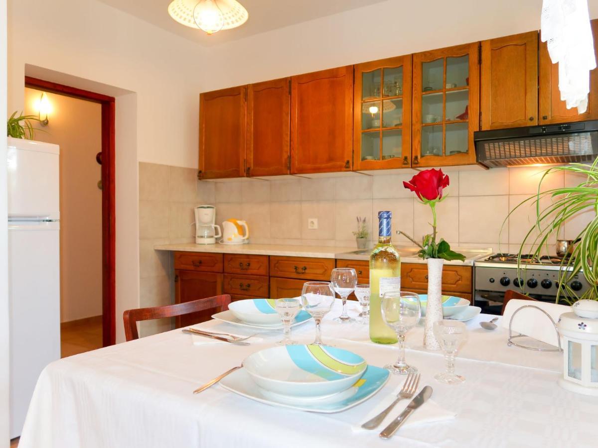 מאלינסקה Apartment Vera - Mlk326 By Interhome מראה חיצוני תמונה