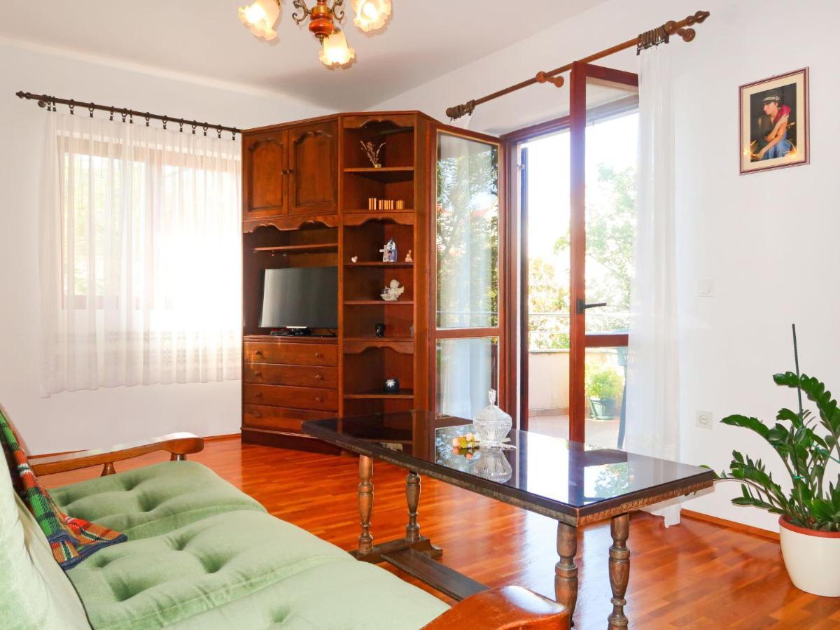 מאלינסקה Apartment Vera - Mlk326 By Interhome מראה חיצוני תמונה